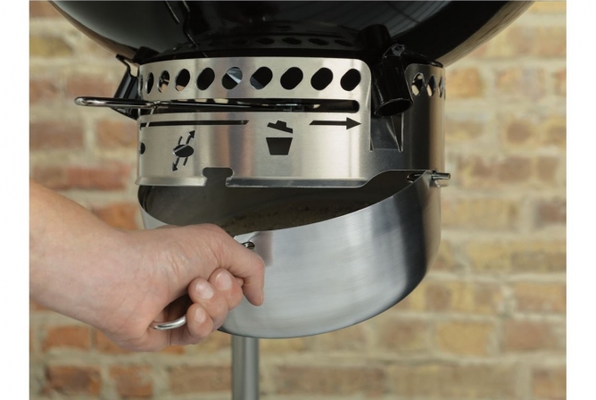 Weber Performer Deluxe Charcoal Grill Review Ash Removal System