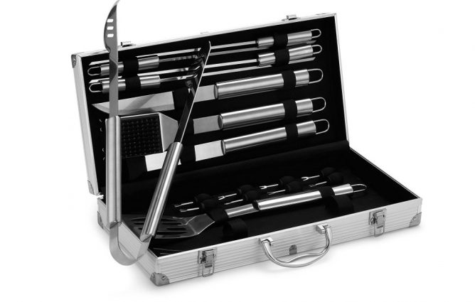 VonHaus 18-Piece Stainless Steel BBQ Tool Set